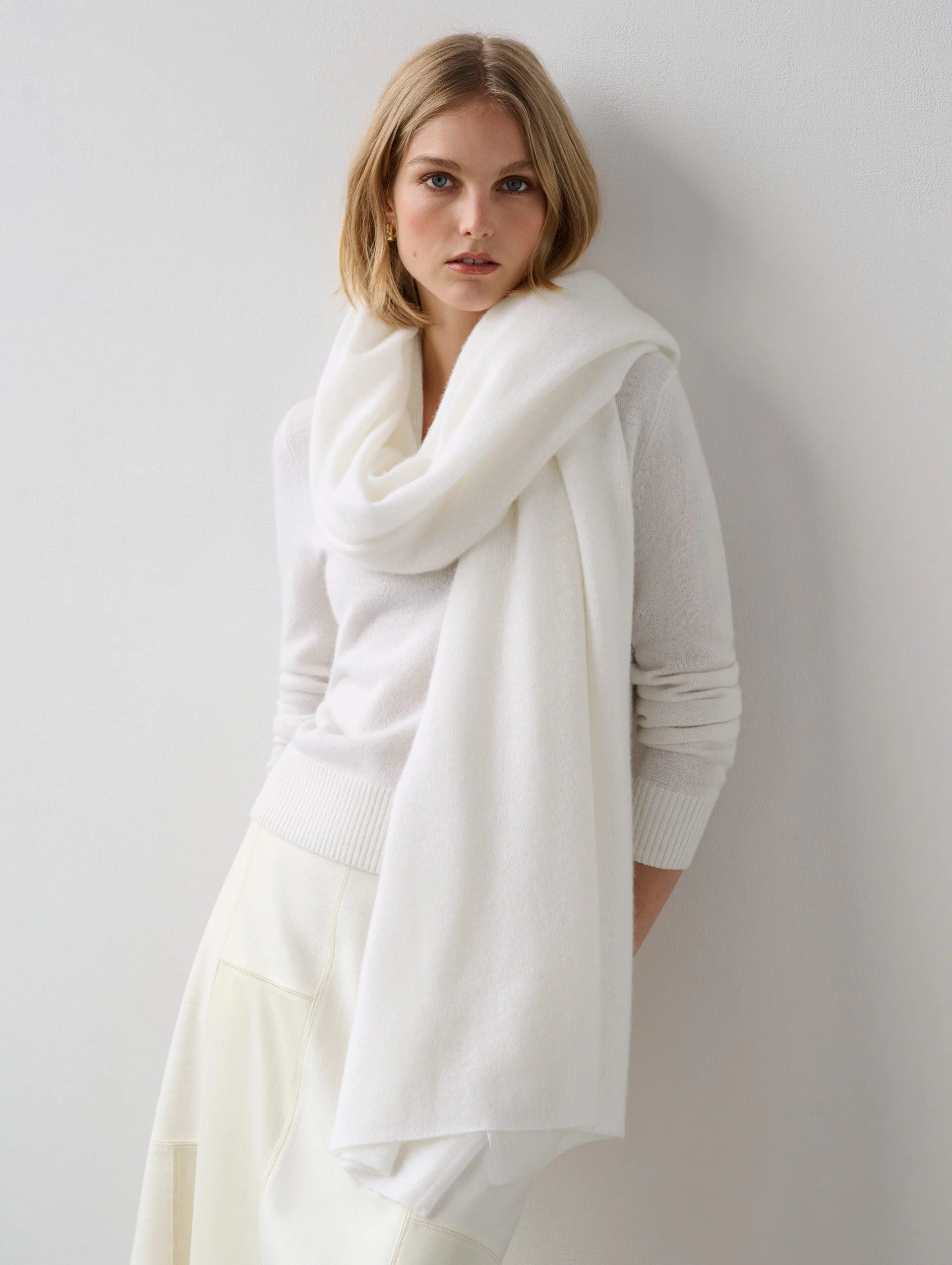 White + Warren - Cashmere Travel Wrap