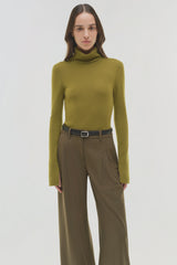 SIMKHAI - Fenwick - Cashmere Turtleneck - Pear