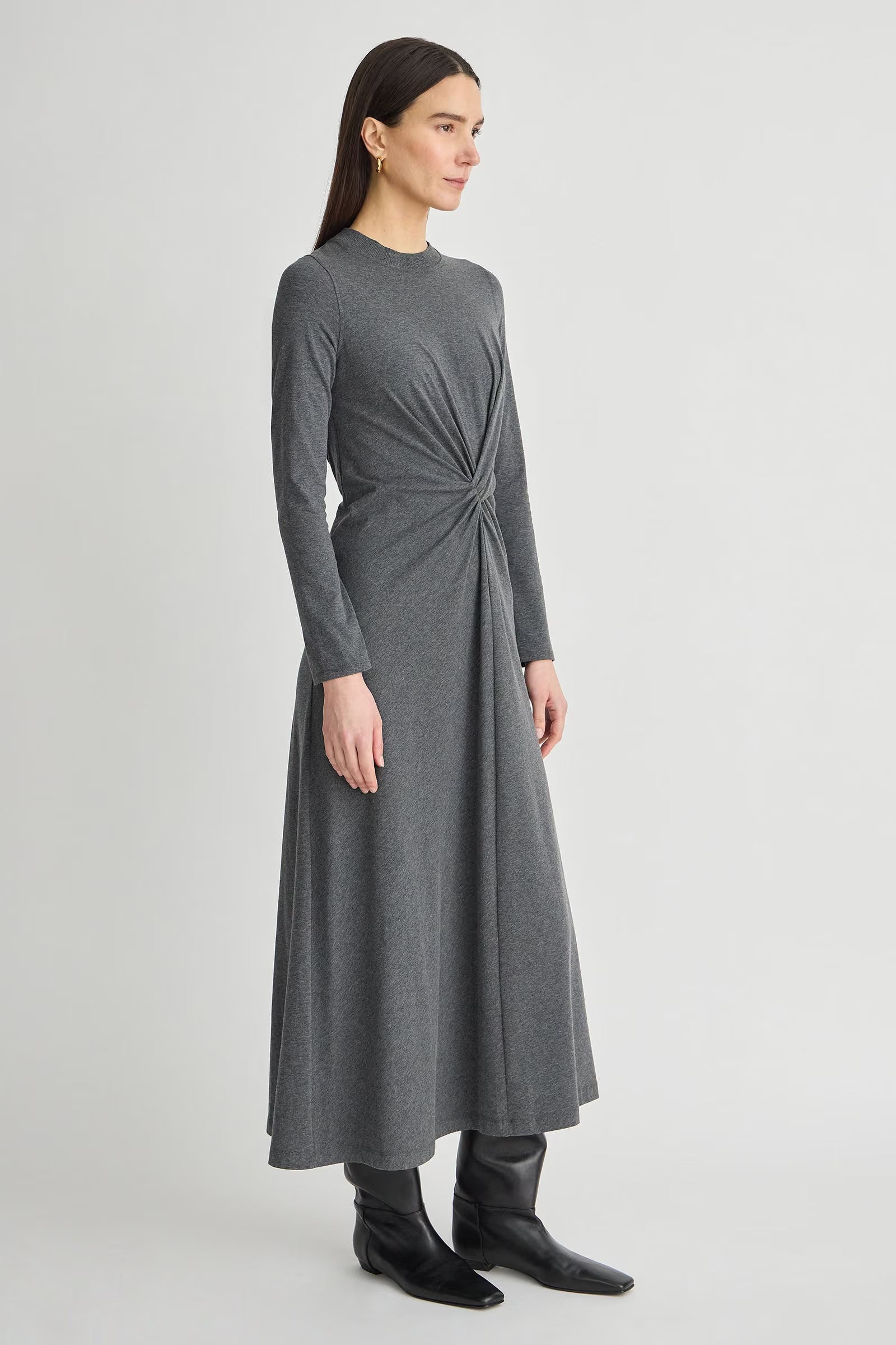 A Piece Apart - Long Sleeve Volta - Heathered Charcoal