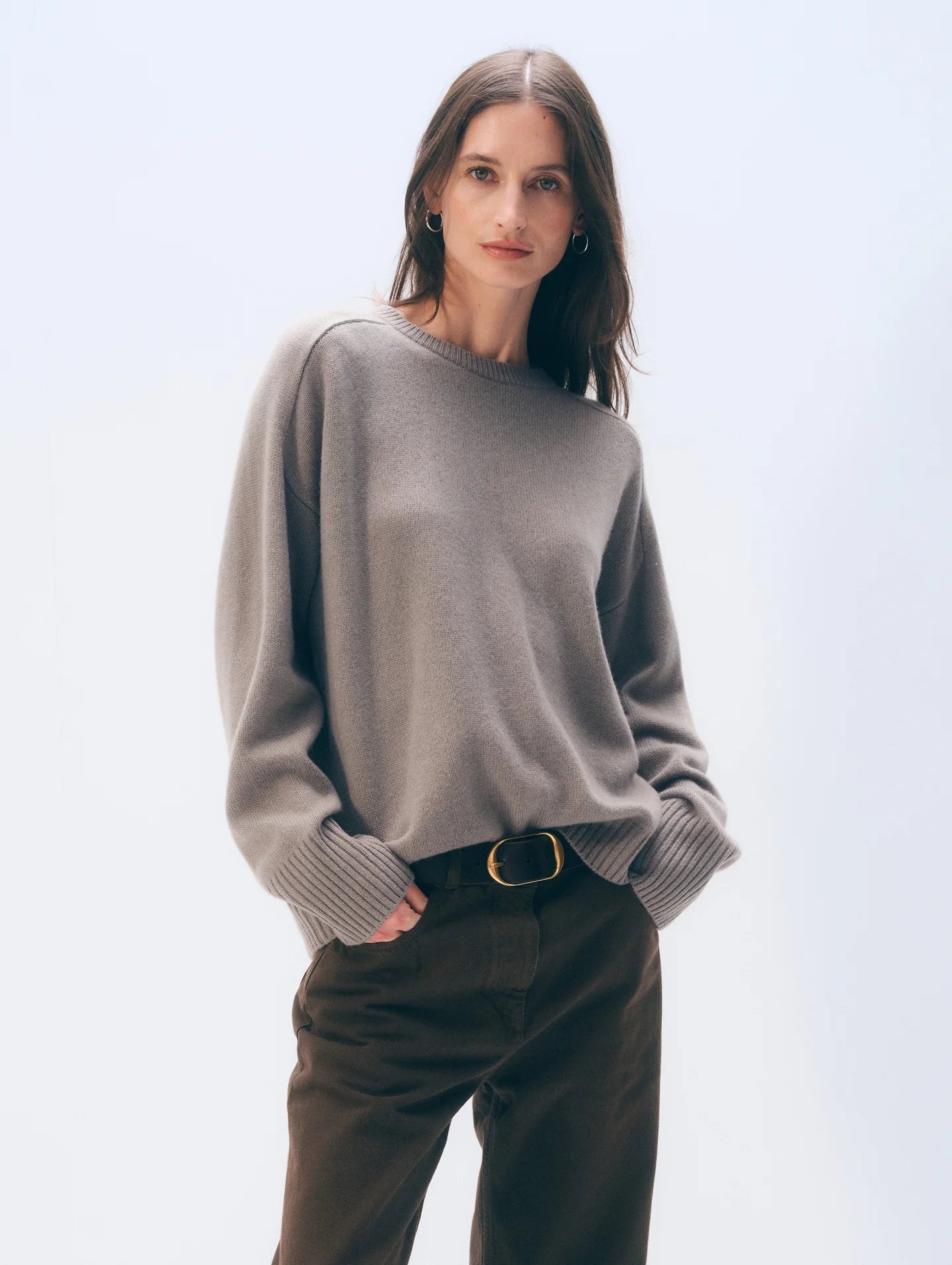 White + Warren- Cashmere Saddle Sleeve Crewneck- Soft Shale