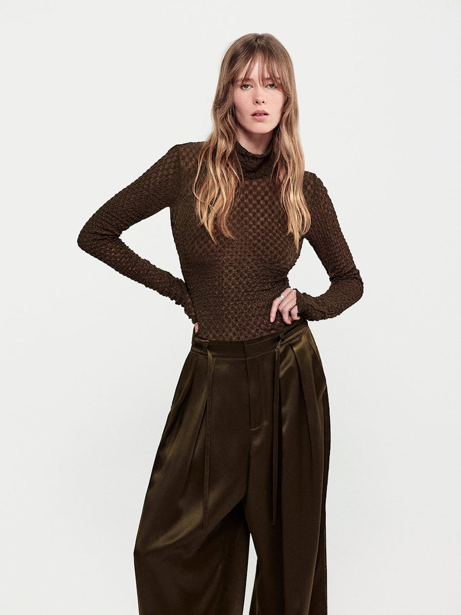 FRAME - Mesh Lace Turtleneck