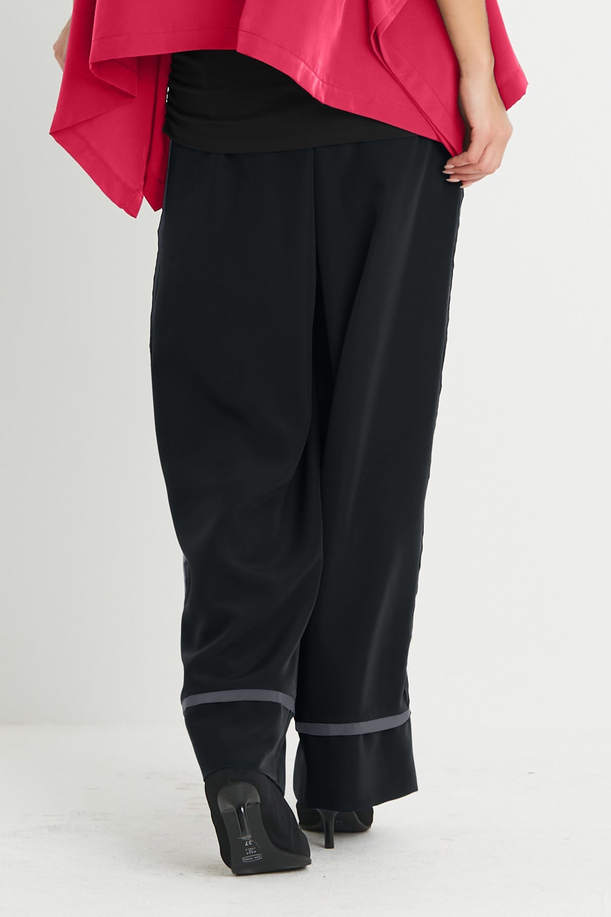 Planet - Peachskin Tuxedo Pants - Black/Obsidian