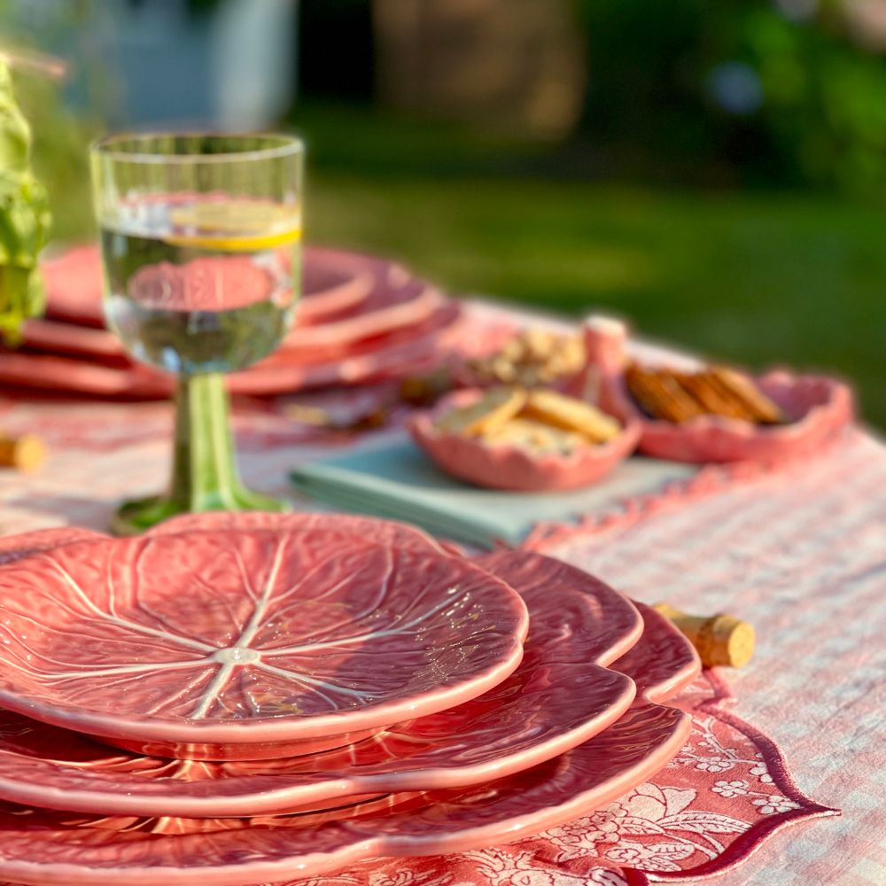 Bordallo Pinheiro - Cabbage Fruit Plate - Pink