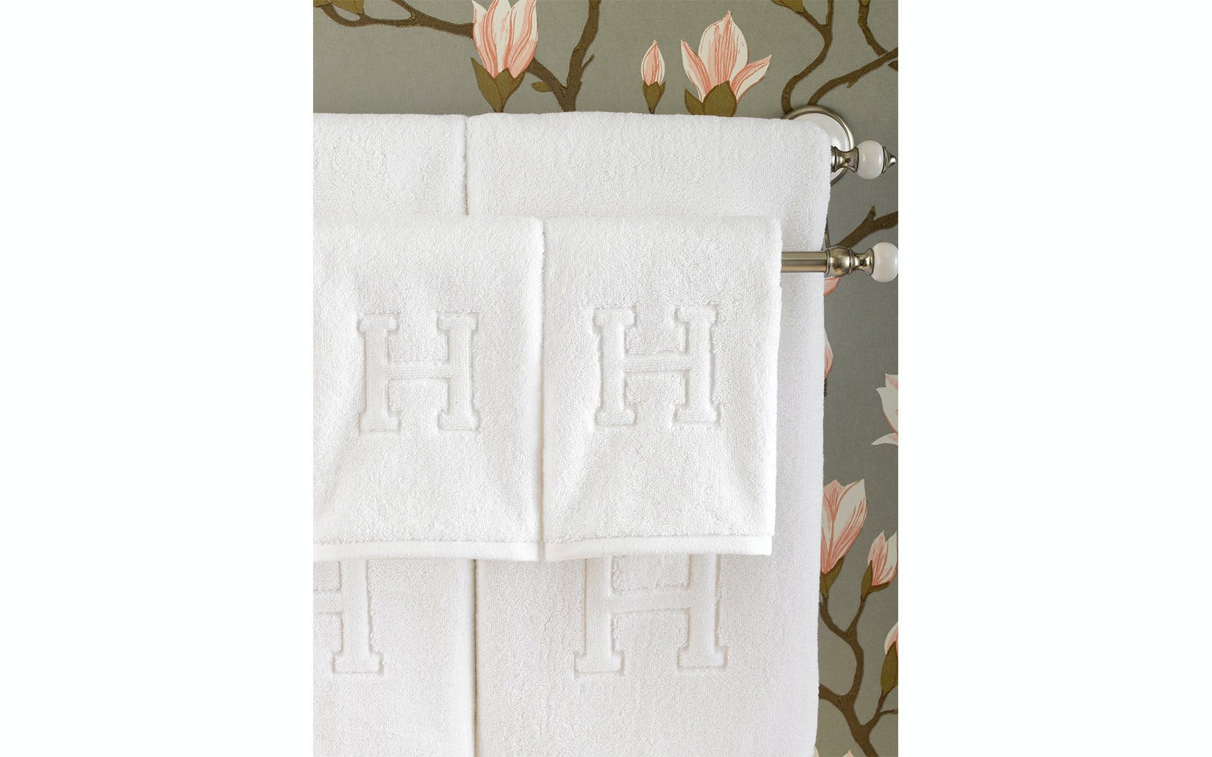 https://www.janeleslieco.com/products/matouk-auberge-initial-hand-towel