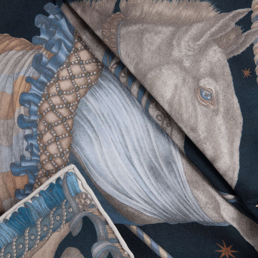 Sabina Savage - The Celestial Steed Silk Twill 42 - Mercury/Moonstone