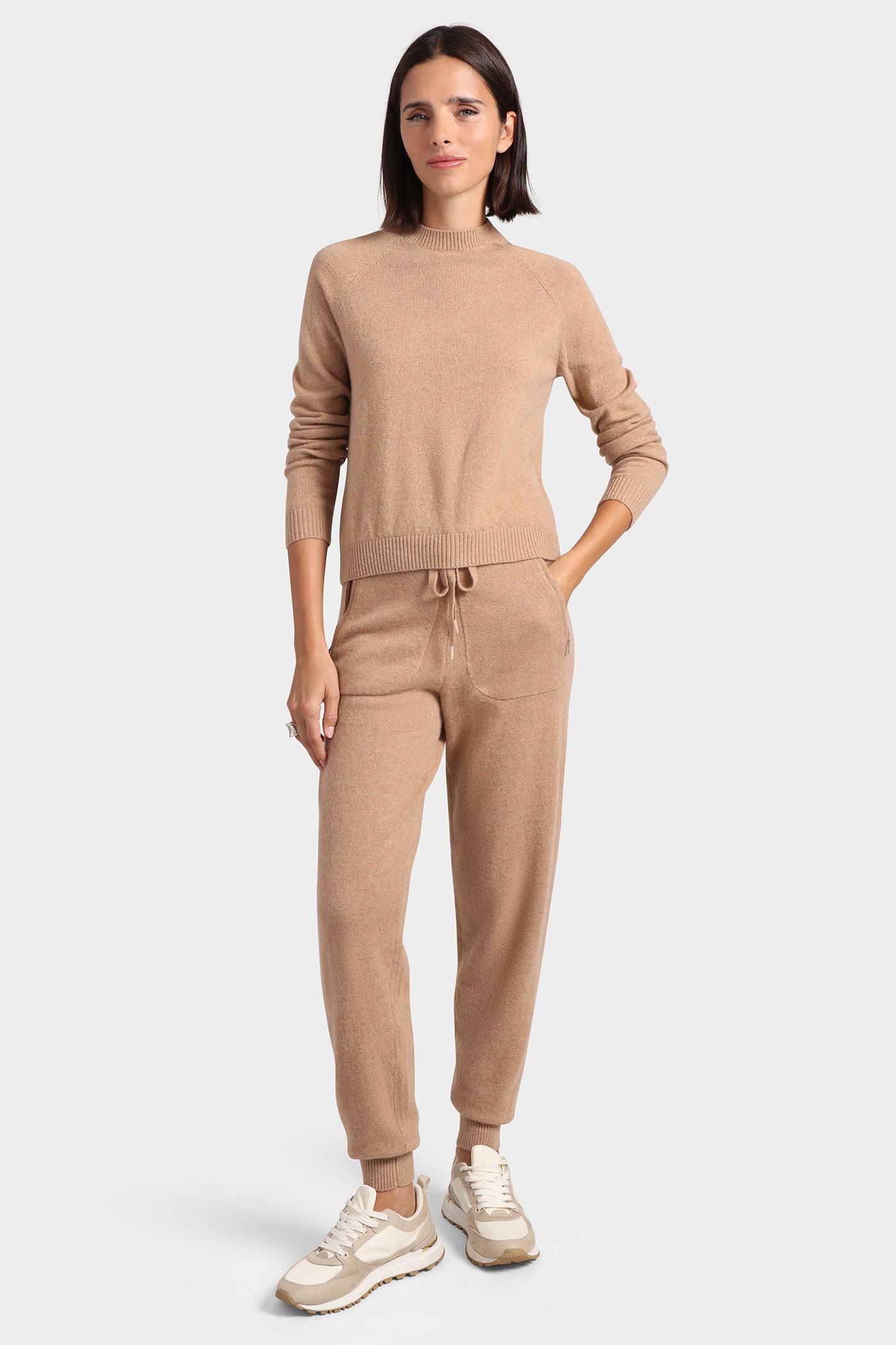 Minnie Rose - Cashmere 9gg Long Sleeve Shrunken Crew - Camel