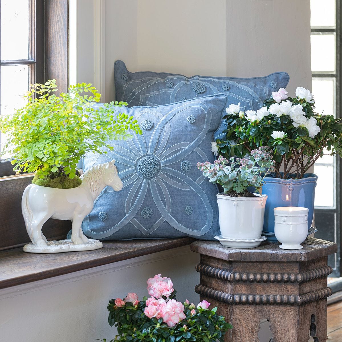 https://www.janeleslieco.com/products/juliska-berry-thread-chambray-7-planter-saucer