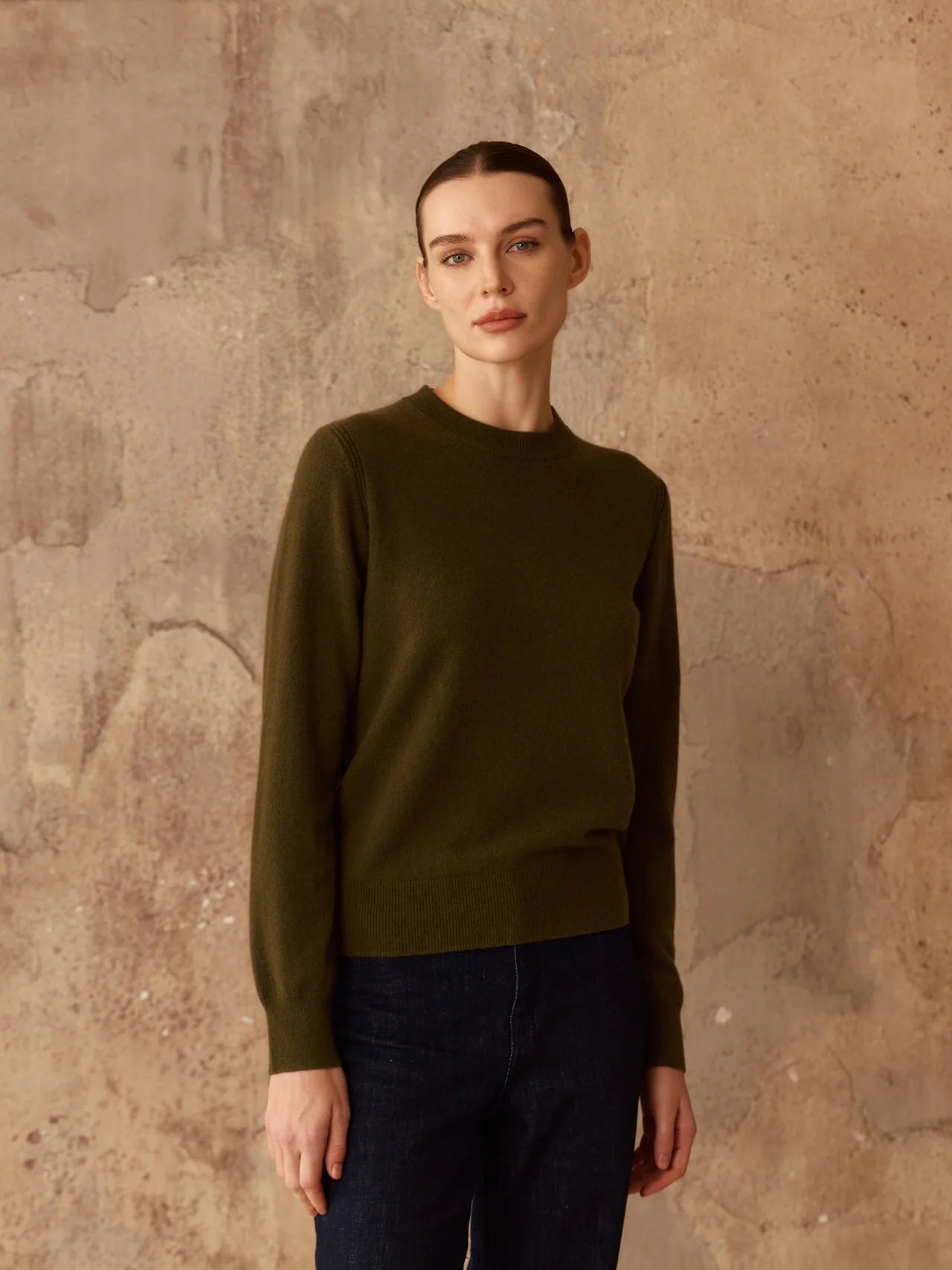 Pissenlit- Crewneck Cashmere Sweater- Olive