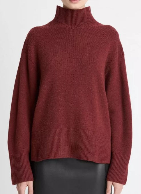 Vince - Wool-Cashmere Side-Slit Turtleneck Sweater - Bordeaux