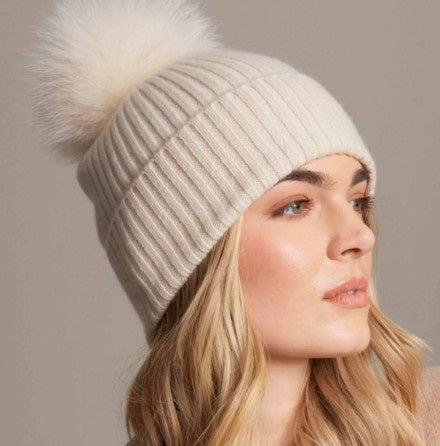 Alashan - 100% Cashmere Luxe Ribbed Fox Pompom Hat - Snow