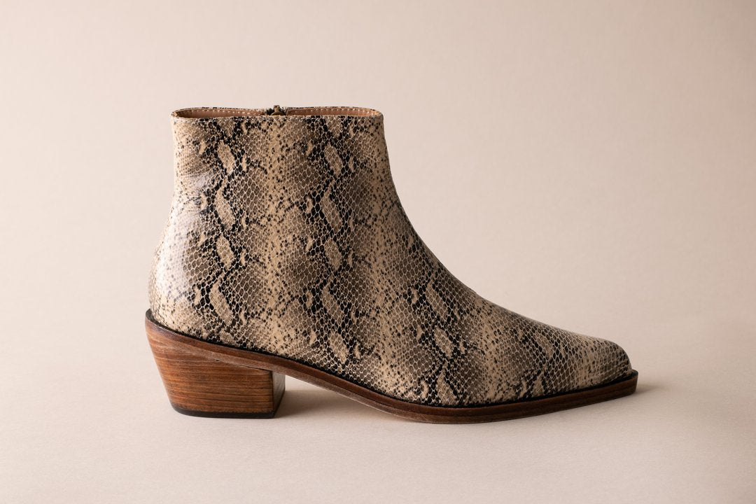 Huma Blanco - Women's Filipa Bootie - Bone Snake
